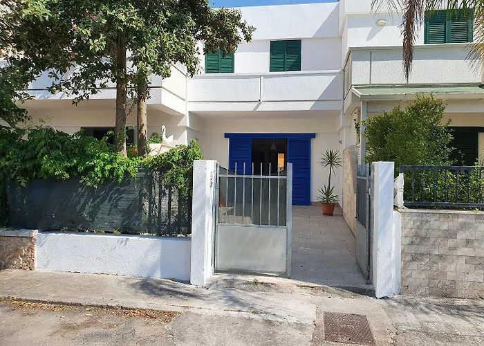 Residenza Azzurra Baia Apartment